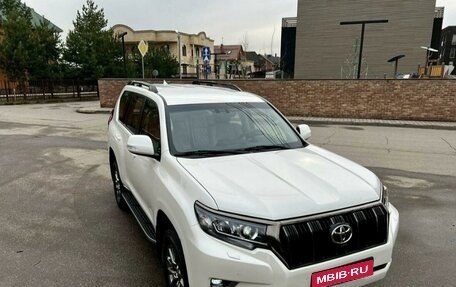 Toyota Land Cruiser Prado 150 рестайлинг 2, 2019 год, 4 780 000 рублей, 11 фотография