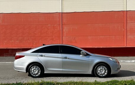 Hyundai Sonata VI, 2012 год, 995 000 рублей, 4 фотография