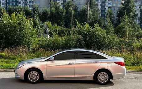 Hyundai Sonata VI, 2012 год, 995 000 рублей, 8 фотография