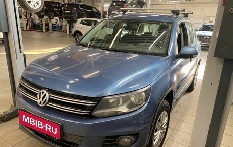 Volkswagen Tiguan I, 2011 год, 898 000 рублей, 1 фотография