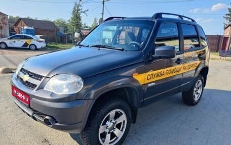 Chevrolet Niva I рестайлинг, 2012 год, 550 000 рублей, 1 фотография