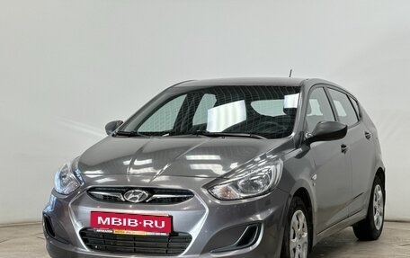 Hyundai Solaris II рестайлинг, 2013 год, 920 000 рублей, 1 фотография