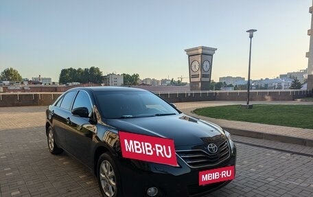 Toyota Camry, 2011 год, 1 800 000 рублей, 4 фотография