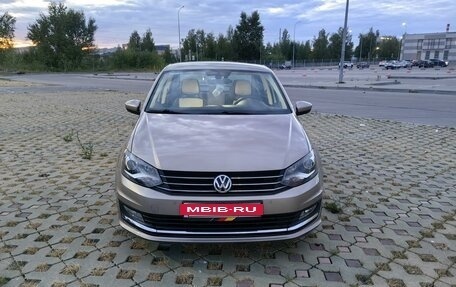 Volkswagen Polo VI (EU Market), 2017 год, 1 399 000 рублей, 2 фотография