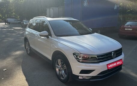 Volkswagen Tiguan II, 2017 год, 2 790 000 рублей, 3 фотография