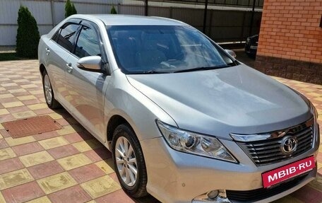 Toyota Camry, 2012 год, 1 550 000 рублей, 2 фотография