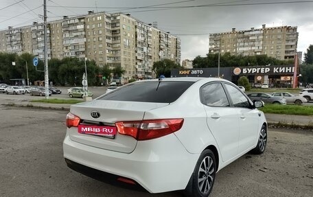 KIA Rio III рестайлинг, 2013 год, 815 000 рублей, 9 фотография