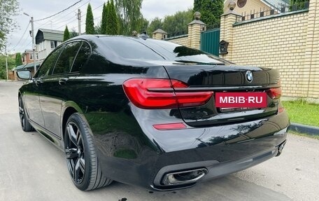 BMW 7 серия, 2018 год, 4 890 000 рублей, 8 фотография