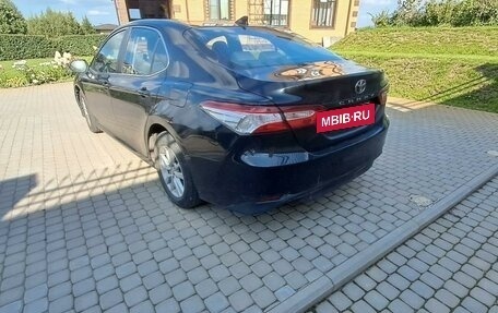 Toyota Camry, 2020 год, 2 760 000 рублей, 2 фотография