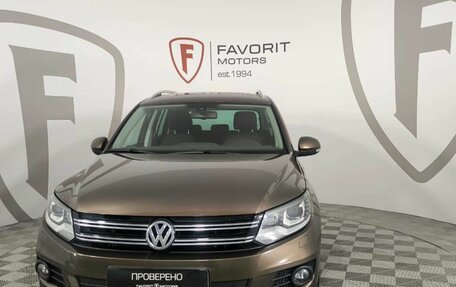 Volkswagen Tiguan I, 2016 год, 1 650 000 рублей, 2 фотография