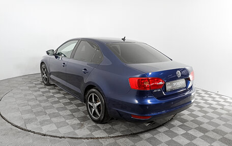 Volkswagen Jetta VI, 2013 год, 1 355 000 рублей, 7 фотография