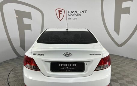 Hyundai Solaris II рестайлинг, 2012 год, 730 000 рублей, 3 фотография