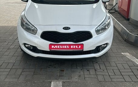 KIA cee'd III, 2012 год, 900 000 рублей, 2 фотография