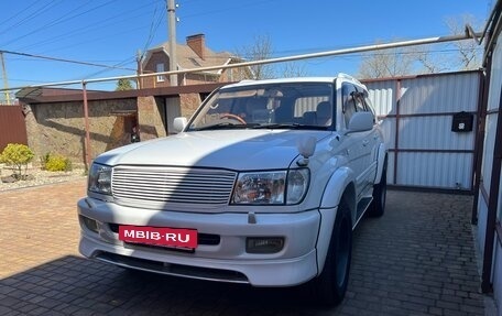 Toyota Land Cruiser 100 рестайлинг 2, 2001 год, 2 750 000 рублей, 8 фотография