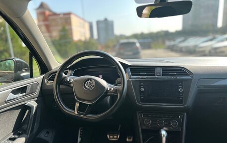 Volkswagen Tiguan II, 2018 год, 2 500 000 рублей, 18 фотография