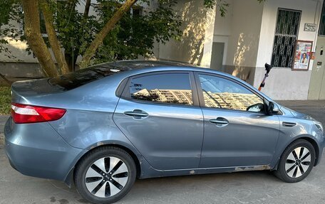 KIA Rio III рестайлинг, 2012 год, 750 000 рублей, 2 фотография