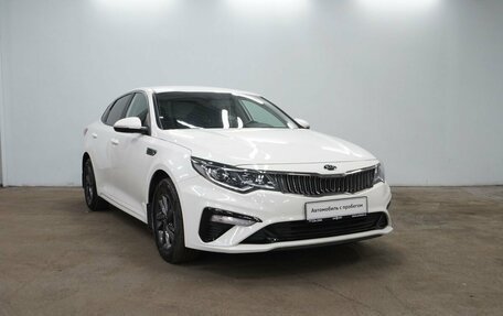 KIA Optima IV, 2019 год, 2 200 000 рублей, 3 фотография