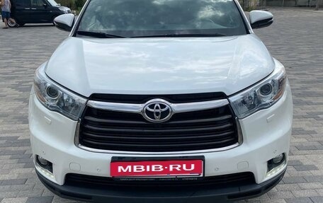 Toyota Highlander III, 2014 год, 3 700 000 рублей, 3 фотография