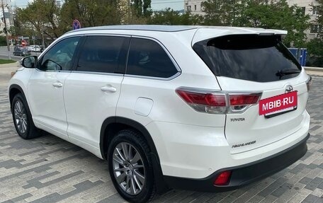 Toyota Highlander III, 2014 год, 3 700 000 рублей, 6 фотография