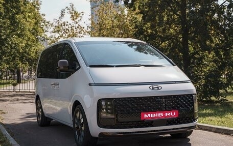 Hyundai Staria, 2024 год, 6 400 000 рублей, 6 фотография