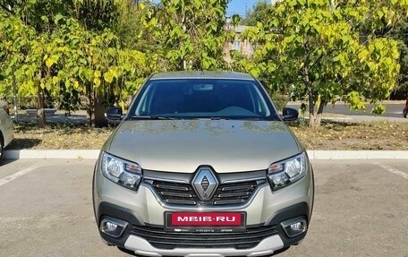 Renault Logan II, 2022 год, 1 570 000 рублей, 2 фотография