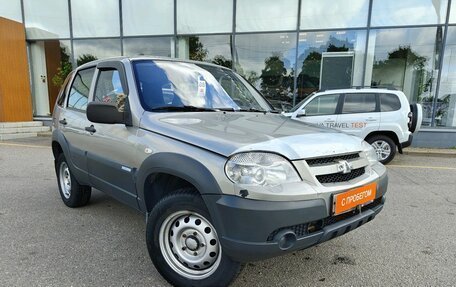 Chevrolet Niva I рестайлинг, 2011 год, 469 000 рублей, 2 фотография