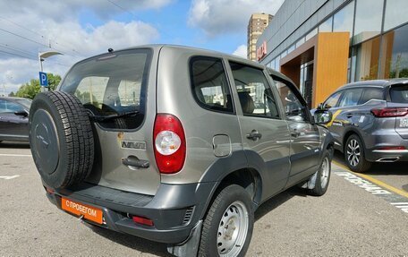 Chevrolet Niva I рестайлинг, 2011 год, 469 000 рублей, 3 фотография