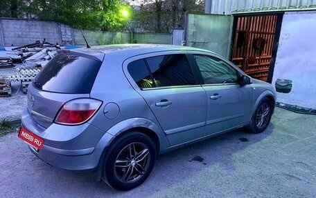 Opel Astra H, 2005 год, 450 000 рублей, 2 фотография