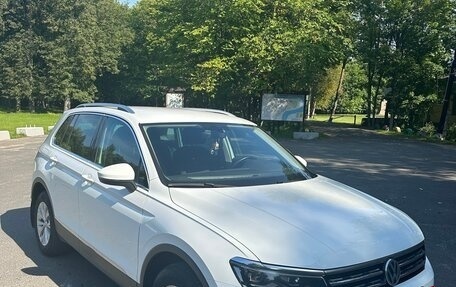 Volkswagen Tiguan II, 2018 год, 2 300 000 рублей, 6 фотография