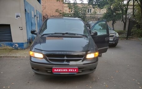 Chrysler Voyager III, 1998 год, 300 000 рублей, 3 фотография