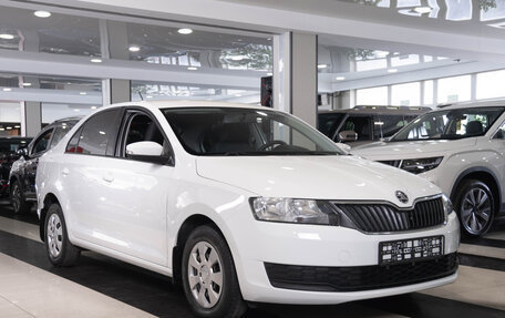 Skoda Rapid I, 2018 год, 1 400 000 рублей, 3 фотография