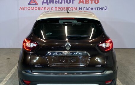 Renault Kaptur I рестайлинг, 2017 год, 1 676 000 рублей, 5 фотография