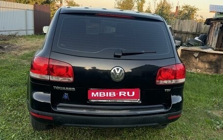 Volkswagen Touareg III, 2006 год, 850 000 рублей, 6 фотография