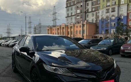 Toyota Camry, 2019 год, 3 750 000 рублей, 2 фотография