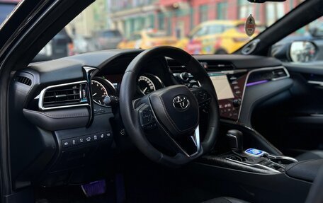 Toyota Camry, 2019 год, 3 750 000 рублей, 8 фотография