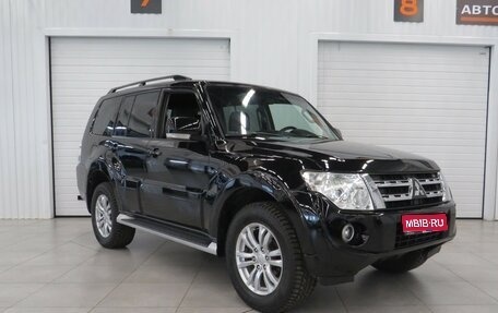 Mitsubishi Pajero IV, 2011 год, 1 885 000 рублей, 1 фотография