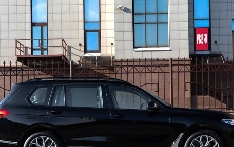 BMW X7, 2021 год, 10 975 000 рублей, 16 фотография