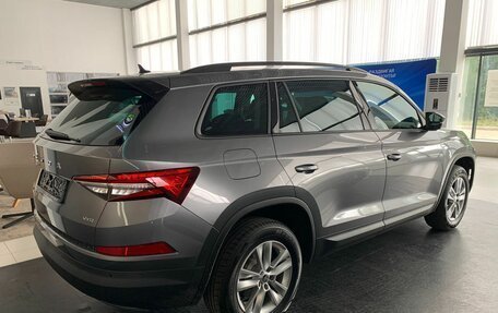 Skoda Kodiaq I, 2024 год, 4 500 000 рублей, 4 фотография