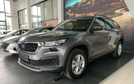 Skoda Kodiaq I, 2024 год, 4 500 000 рублей, 3 фотография