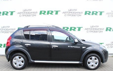 Renault Sandero I, 2013 год, 849 000 рублей, 2 фотография