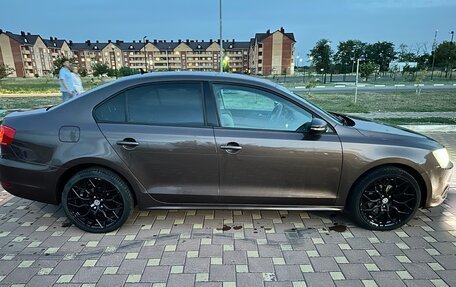 Volkswagen Jetta VI, 2014 год, 1 200 000 рублей, 7 фотография