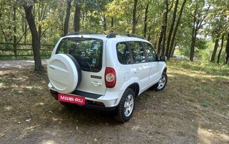 Chevrolet Niva I рестайлинг, 2013 год, 630 000 рублей, 5 фотография