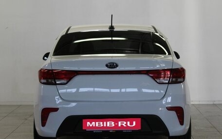 KIA Rio IV, 2018 год, 1 490 000 рублей, 8 фотография