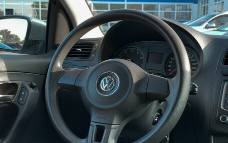 Volkswagen Polo VI (EU Market), 2013 год, 949 000 рублей, 23 фотография