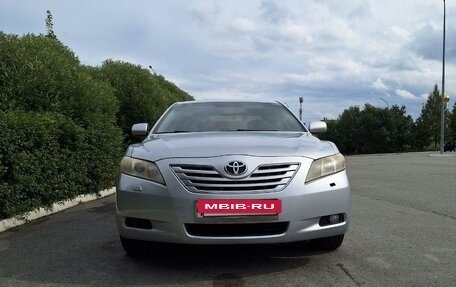 Toyota Camry, 2006 год, 1 200 000 рублей, 8 фотография