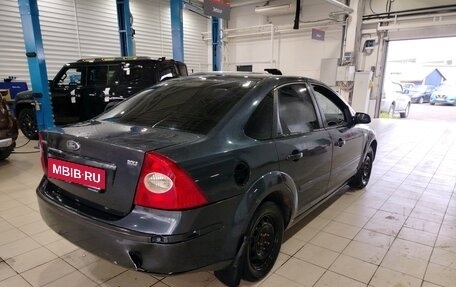 Ford Focus II рестайлинг, 2005 год, 450 000 рублей, 3 фотография