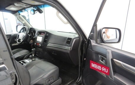 Mitsubishi Pajero IV, 2011 год, 1 885 000 рублей, 13 фотография