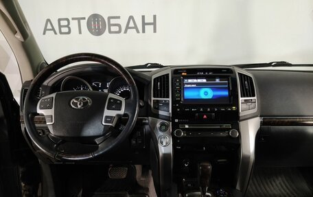 Toyota Land Cruiser 200, 2013 год, 4 349 000 рублей, 10 фотография