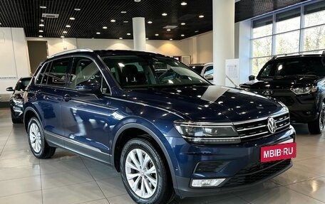 Volkswagen Tiguan II, 2017 год, 2 680 000 рублей, 3 фотография