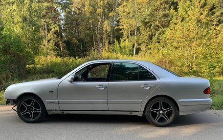 Mercedes-Benz E-Класс, 1998 год, 220 000 рублей, 4 фотография